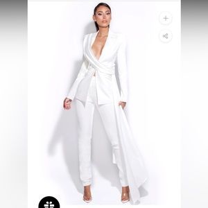 Suit and pant set in white
